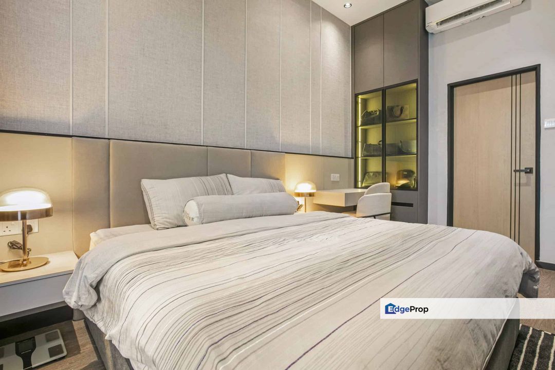 Vina Residency Below Market 45% ready move in 0%dp cash back 480k, Selangor, Cheras South