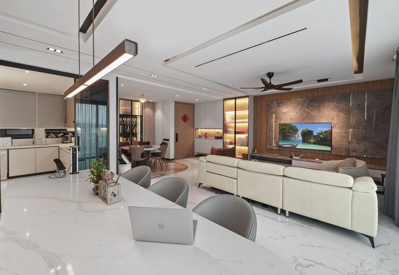 Henna Residence @ The Quartz