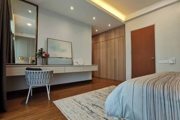 Bukit Jalil South 3 Storey Gated Guarded House Freehold