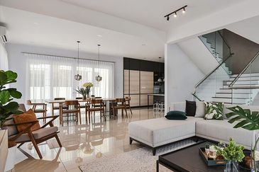 Melawati 3 Storey Gated Guarded Greenary Hillview Landed