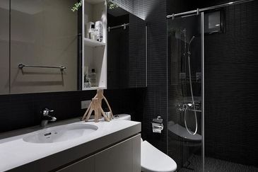 Jalan Ampang LRT Condo, walk to LRT & mall, studio & duplex