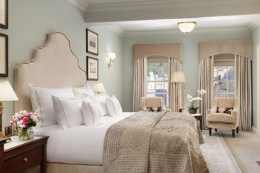 Jalan Ampang LRT Condo, walk to LRT & mall, studio & duplex