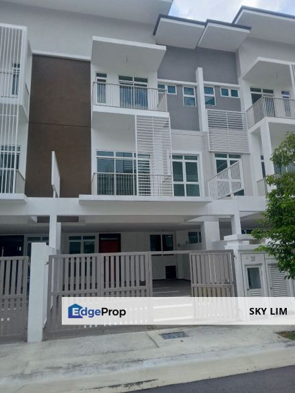 AMPANG NEW READY MOVE IN 3 STOREY SUPERLINK HOUSE., Selangor, Ampang