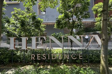 Henna Residence @ The Quartz