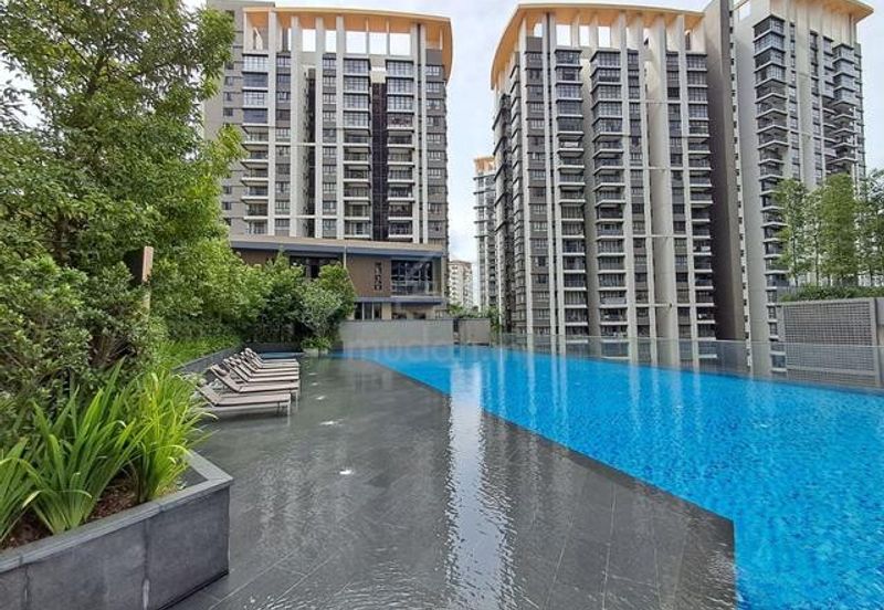 Henna Residence @ The Quartz