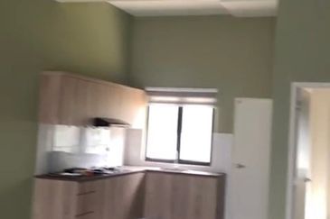 Monet Lily @ Sunsuria City