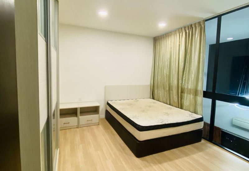 Dlatour condo near Taylor’s University