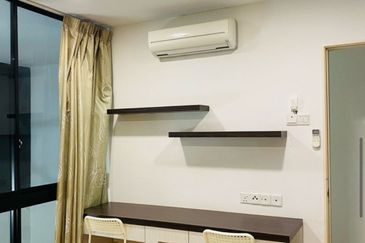 Dlatour condo near Taylor’s University