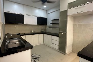 Li Villas Condominium