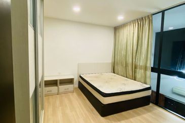 Dlatour, bandar sunway