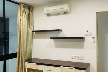 Dlatour, bandar sunway