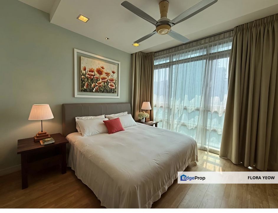 Solaris dutamas, Publika, Kuala Lumpur, Dutamas