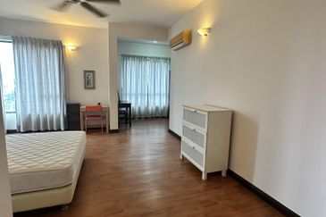 Desa ParkCity (Nadia Parkfront Condominium)