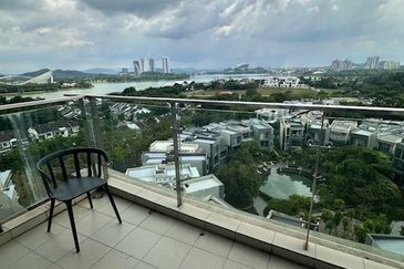 Mirage By The Lake Condominium