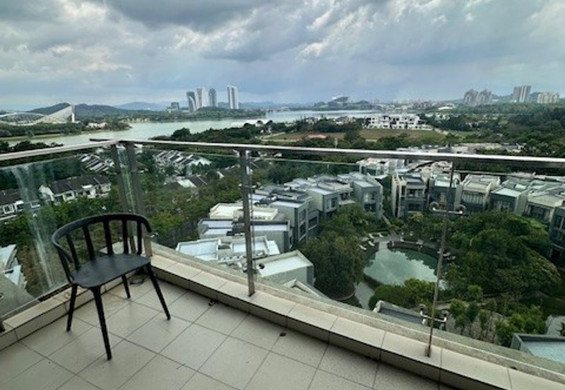 Mirage By The Lake Condominium