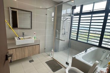 Mirage By The Lake Condominium