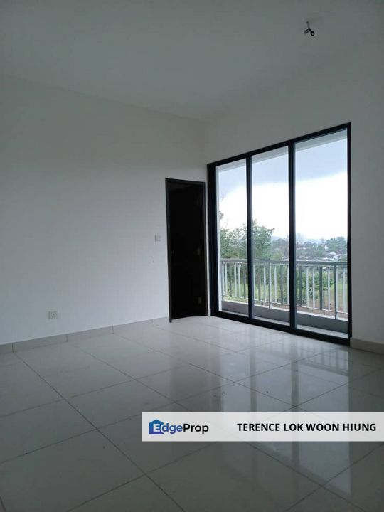 Seremban,senwang,forest heights,broadhill,aiden hill,corner lot, Negeri Sembilan, Seremban