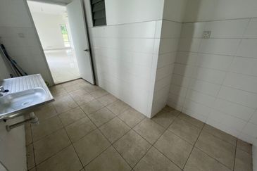 Parkfield Residences, Tropicana Heights