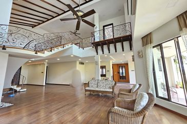 Impian Golf & Country Club