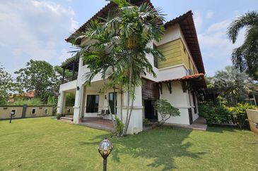 Impian Golf & Country Club