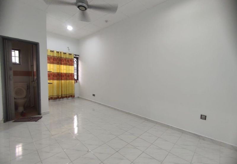 2 Storey Terrace Bandar Sungai Long For Sale/ Let