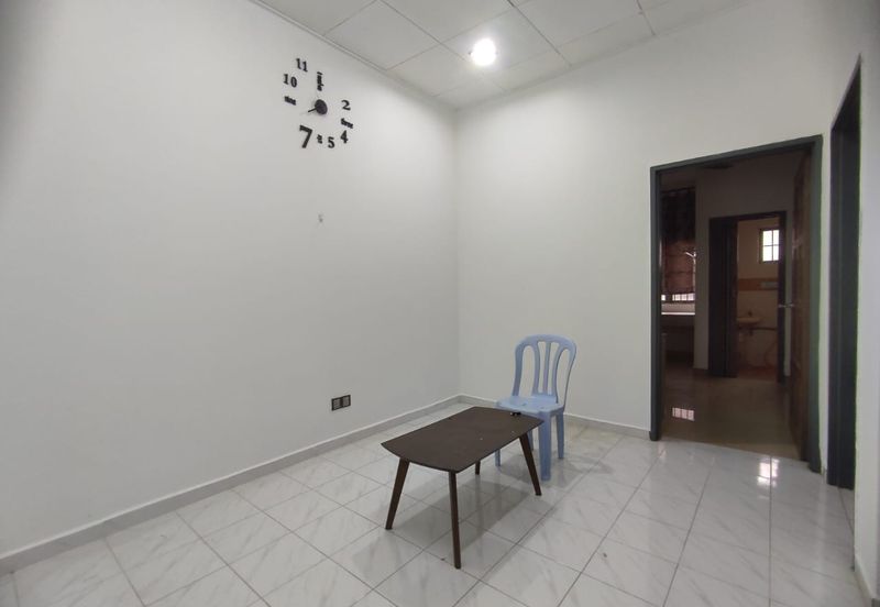 2 Storey Terrace Bandar Sungai Long For Sale/ Let