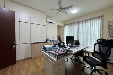 High Ceiling 3 Sty Semi D @ Bukit Mandarina Bukit Mandarina Second Enclave