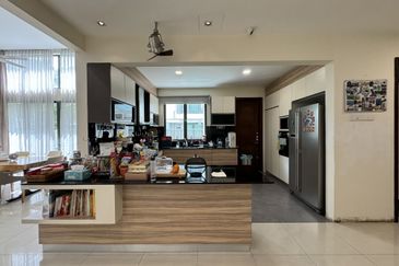 High Ceiling 3 Sty Semi D @ Bukit Mandarina Bukit Mandarina Second Enclave