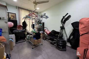 High Ceiling 3 Sty Semi D @ Bukit Mandarina Bukit Mandarina Second Enclave