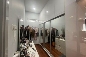 Super Cheap 2 Storey Semi D, Alam Damai impian 1