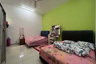 D'Premier @ Bandar Damai Perdana