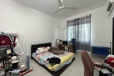 D'Premier @ Bandar Damai Perdana