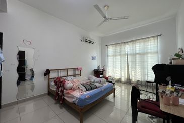 D'Premier @ Bandar Damai Perdana