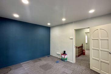 Super Cheap 2 Storey Bungalow House, Taman Bandaraya