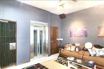 Super Cheap Renovated Corner 3 Storey Semi D with Lift, Sierra Hijauan Ampang