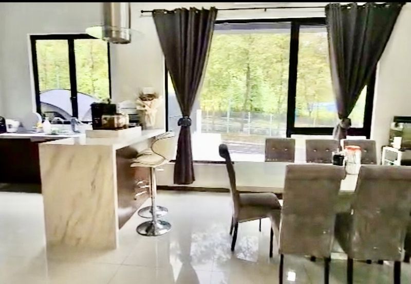 Super Cheap Renovated Corner 3 Storey Semi D with Lift, Sierra Hijauan Ampang