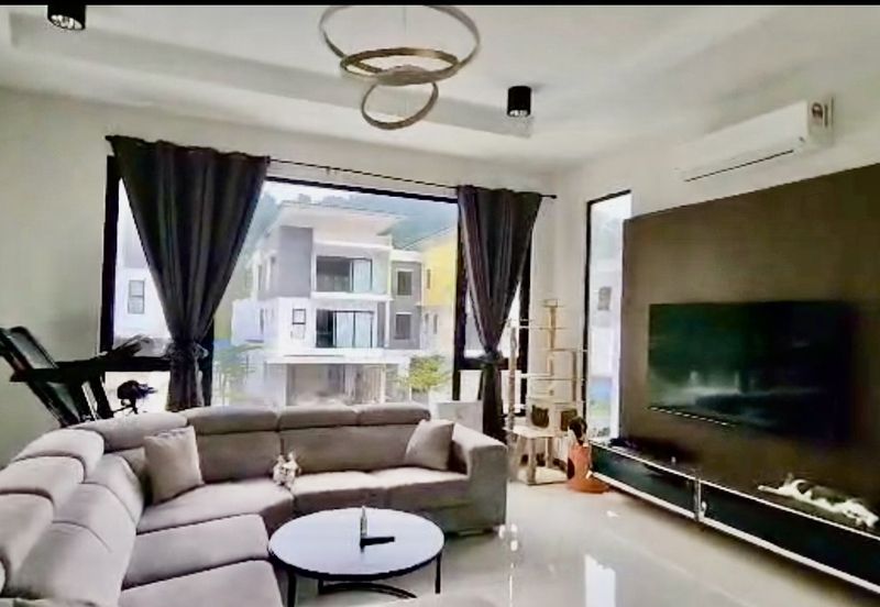 Super Cheap Renovated Corner 3 Storey Semi D with Lift, Sierra Hijauan Ampang