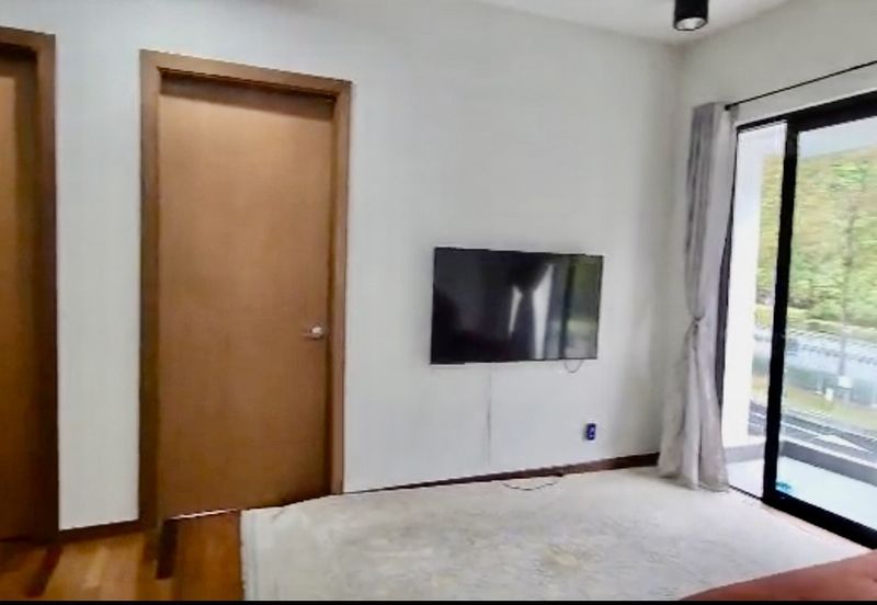 Super Cheap Renovated Corner 3 Storey Semi D with Lift, Sierra Hijauan Ampang