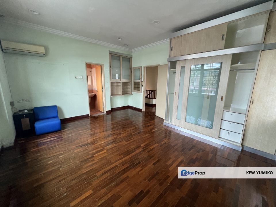 Super Cheap Renovated 2 Storey Superlink With Land Unit, Taman Yarl, Kuala Lumpur, Taman OUG