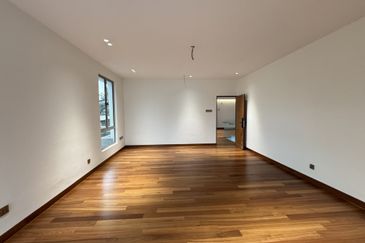 Super Cheap Renovated 2 Storey Bungalow, Taman Taynton View