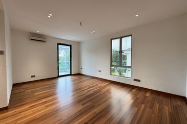 Super Cheap Renovated 2 Storey Bungalow, Taman Taynton View