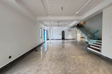 Super Cheap Renovated 2 Storey Bungalow, Taman Taynton View