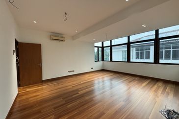 Super Cheap Renovated 2 Storey Bungalow, Taman Taynton View