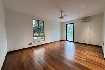 Super Cheap Renovated 2 Storey Bungalow, Taman Taynton View