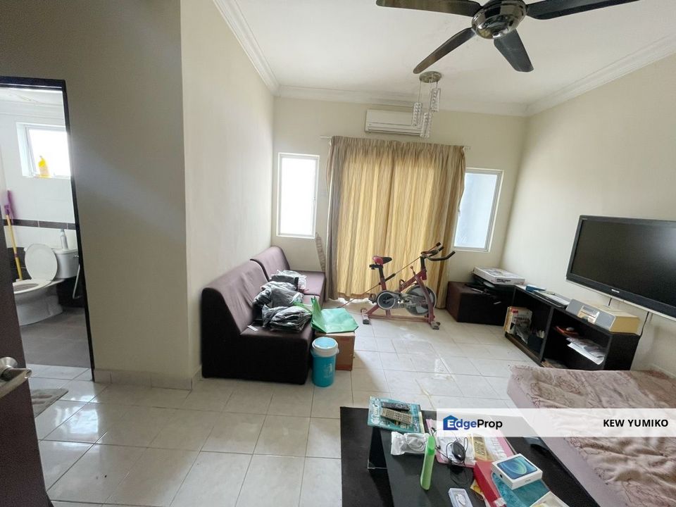 Super Cheap Renovated 2.5 Storey Terrace House, Bandar Sungai Long , Selangor, Kajang