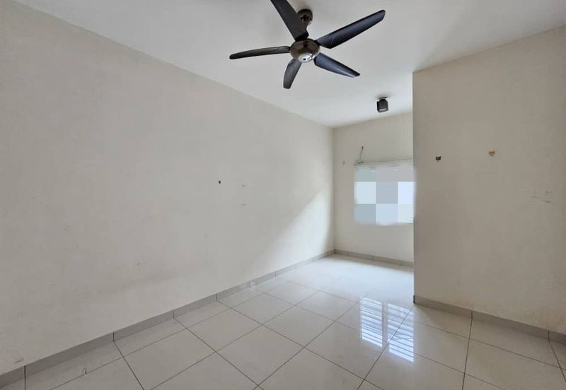 Super Cheap Renovated 2.5 Storey Terrace House, Taman Suria Tropika