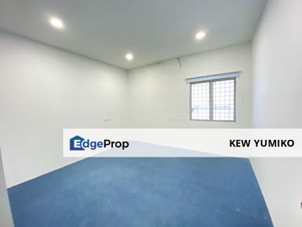 Super Cheap Renovated End Lot 1.5 Storey Factory, Taman Kajang Utama, Selangor, Kajang
