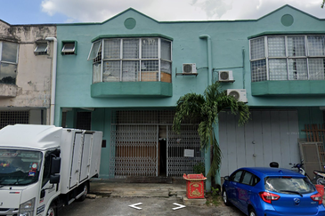 Pusat Perindustrian Sungai Chua