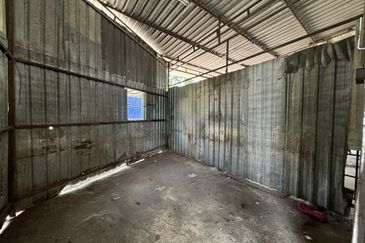 Pusat Perindustrian Sungai Chua