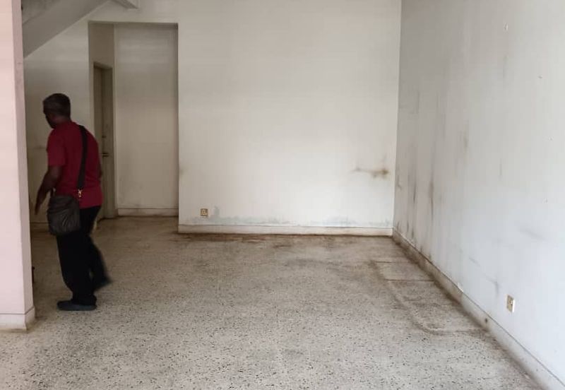 Super Cheap 2 Storey Superlink Unit, OUG